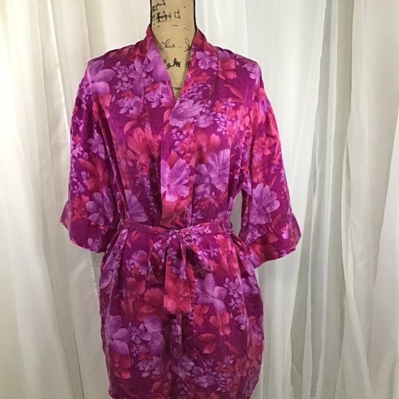 august silk Other - Beautiful robe100% silk by August silk